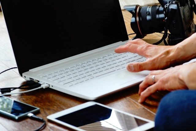 Photoshopで写真・画像の修正、加工します 写真の見栄えを良くしたい！合成、切り抜き、文字入れ、なんでも イメージ1
