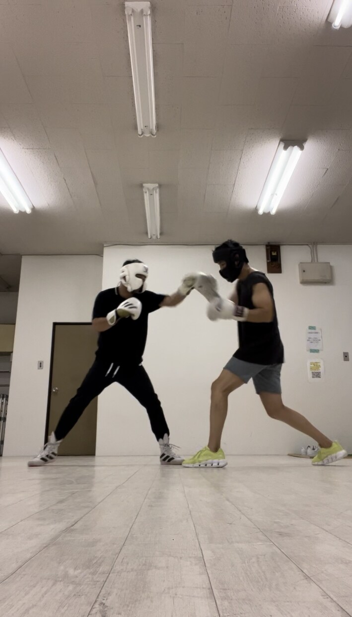 楽しく動いて、気付いたらシェイプアップしてます 出張BOXINGミット打ちトレーニング イメージ5