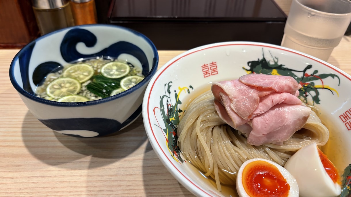 スマホの料理写真をおいしそうな一枚に仕上げます 飲食店のメニュー・SNS用に。明るさ・色味・背景を整えます イメージ8