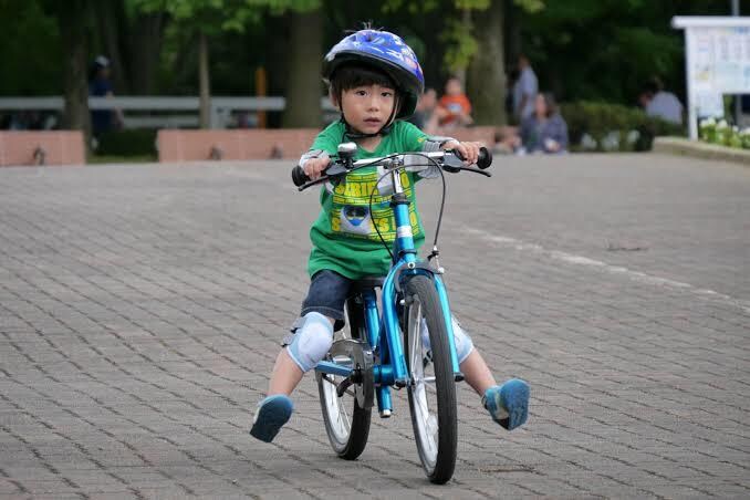 10分で自転車に乗れるようになります 補助輪なしの自転車に10分で乗れるようにアドバイスします イメージ1