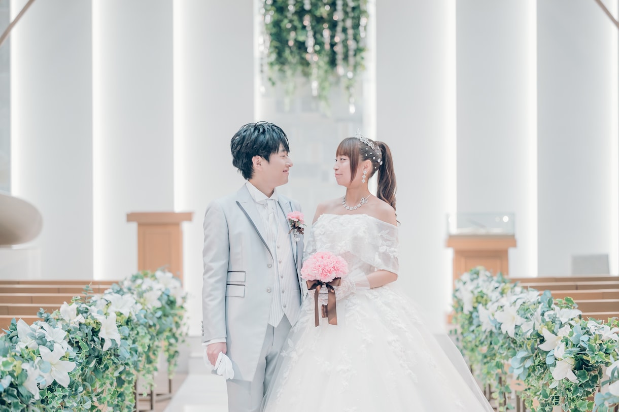 結婚式前撮り｜自然な雰囲気で撮影します 自然でおしゃれな、ありのままのお二人らしさを イメージ7
