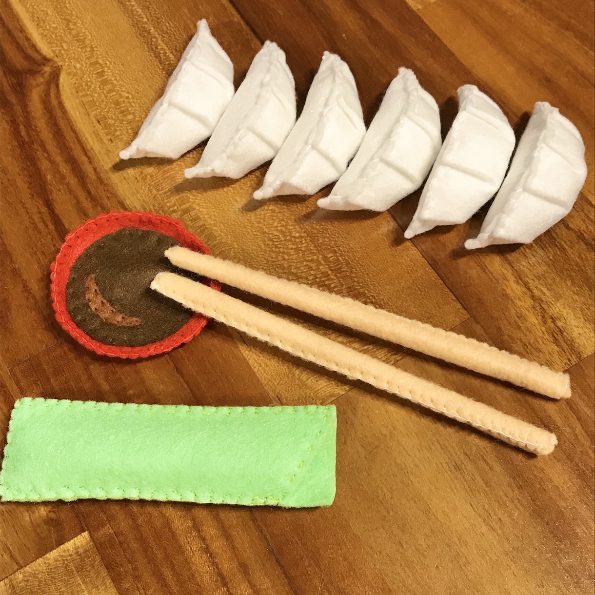 ご希望の物をフェルトで作ります 料理・オリジナルキャラ・小道具etcフェルト作品大人気です！ イメージ5