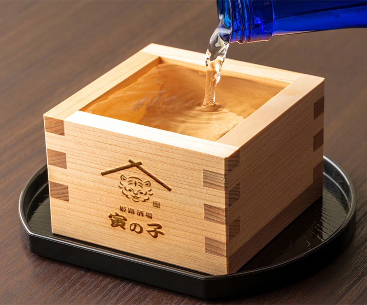 心をつかむ和風・和モダンなロゴをお作りします 日本人にも外国人にも響くデザインでサービスを印象付けます イメージ4