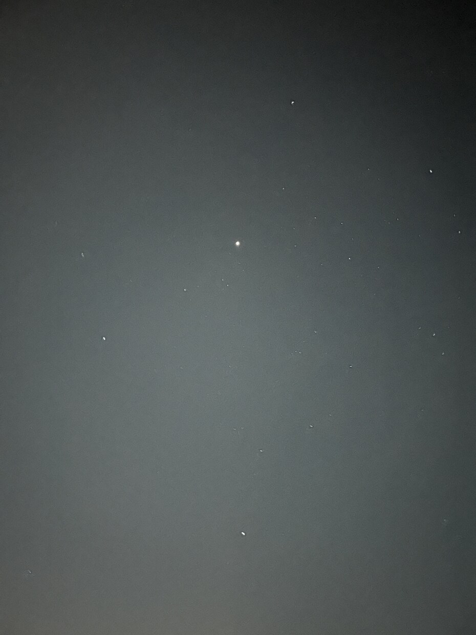 夜の写真や夕日の写真を撮ってます 和歌山県のホテルから撮りました。星空が多いです イメージ2