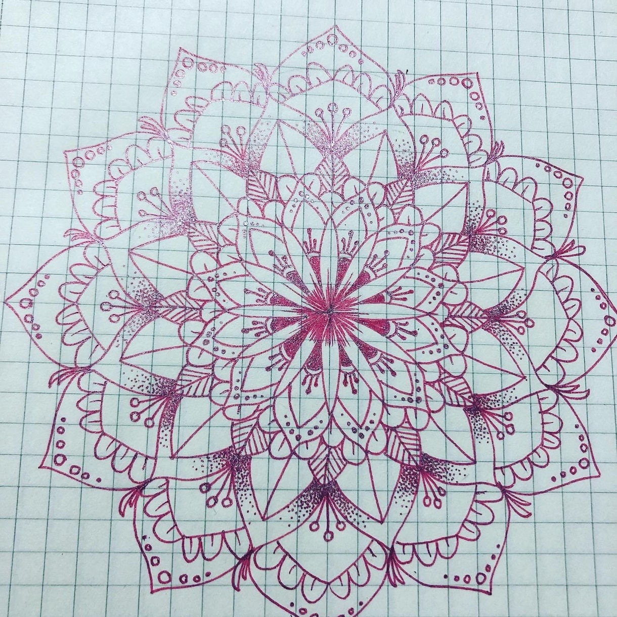 ロゴや文字を模様で埋めます 曼荼羅風模様などを丁寧に手描きで描かせて頂きます。 イメージ3