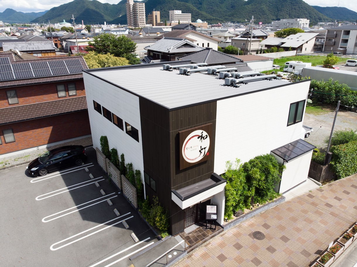 思い出を空から・・ご自宅お店をドローン撮影致します ドローンであなたの家(お店)や家族、思い出を空撮します！ イメージ10