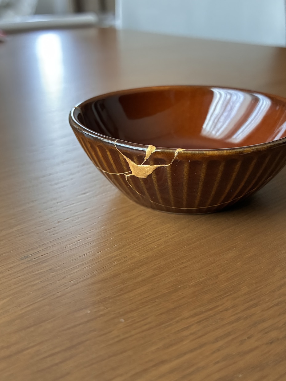 モダン金継ぎ〜グルー継ぎ〜で壊れた器修復いたします グルー継ぎは食器使用可能です。普段使いの器に適しています。 イメージ1