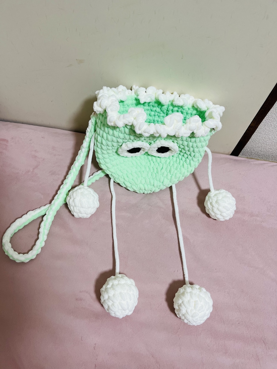 個性的なバッグを持 ちます 個性的なバッグを持つようにしましょう♪ イメージ1