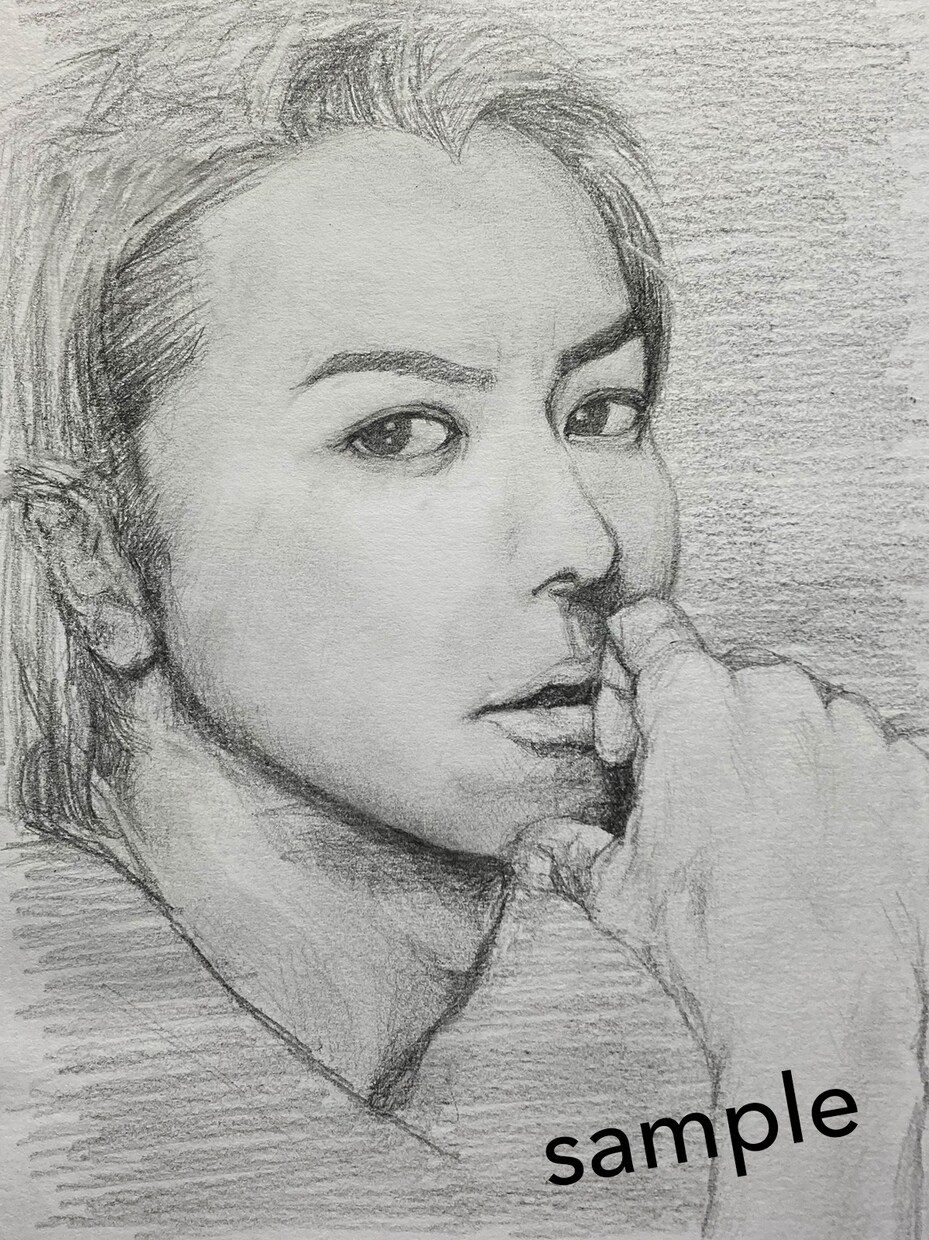 鉛筆でアナログ似顔絵(A5)を描かせていただきます お祝いや記念日などのプレゼントに最適です。 イメージ2