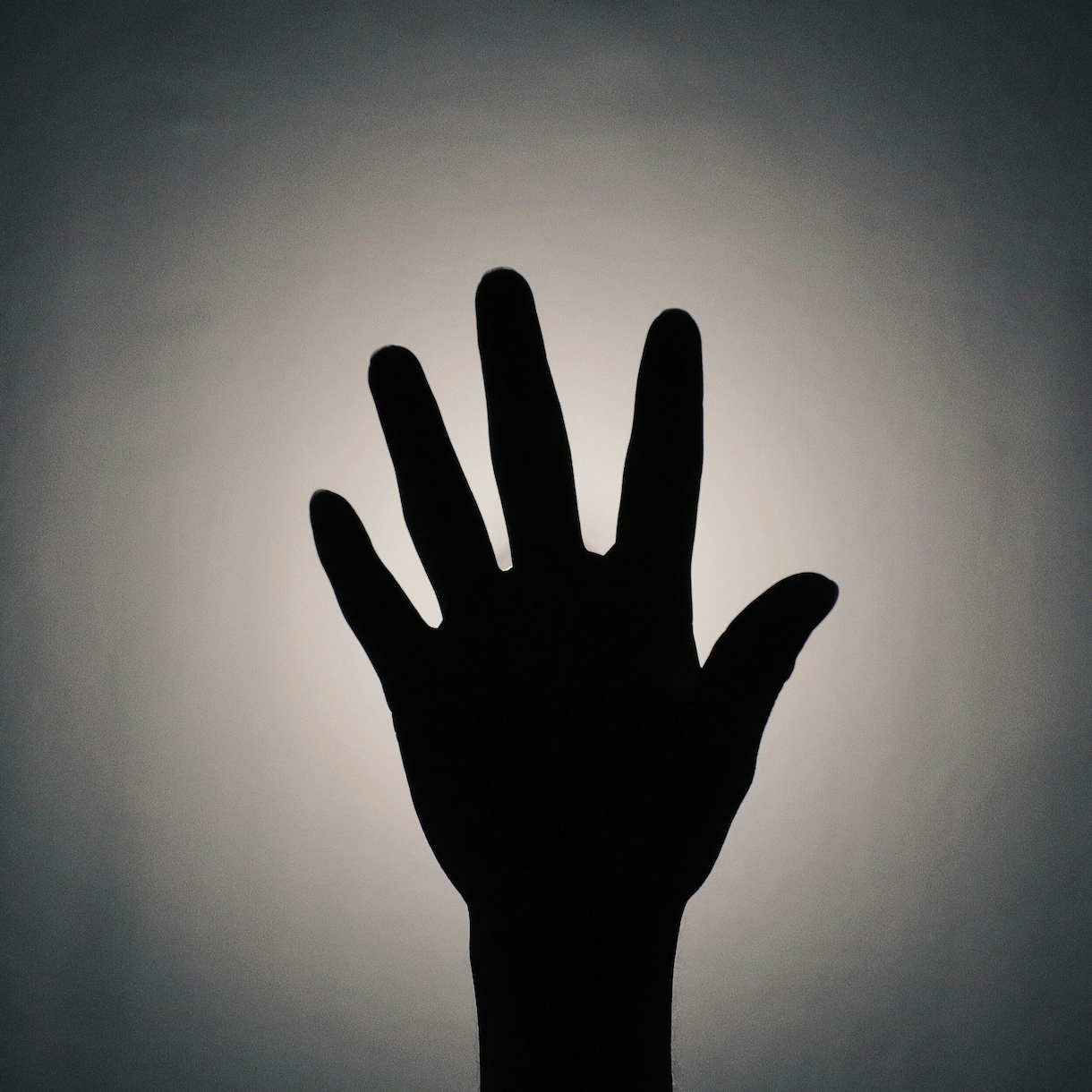 事前確認制｜手相であなたの人生の流れを読み解きます 手相を軸に複数の占いを重ね、より精度の高い人生分析を行います イメージ1