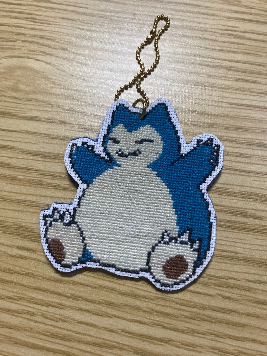 クロスステッチを作ります 好きなものをキーホルダーに!! イメージ3