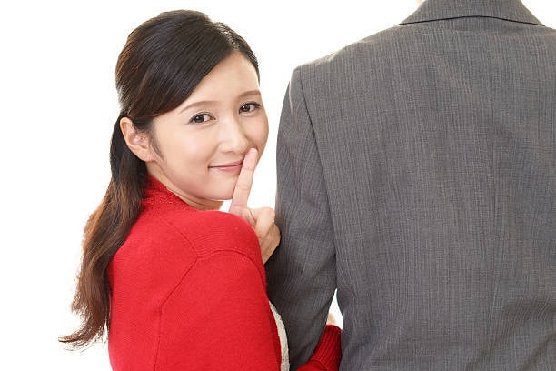 不倫/浮気/してはいけない恋愛などお話し聞きます イケないとわかっていてもどうしようもない気持ちのあなたへ♡ イメージ3