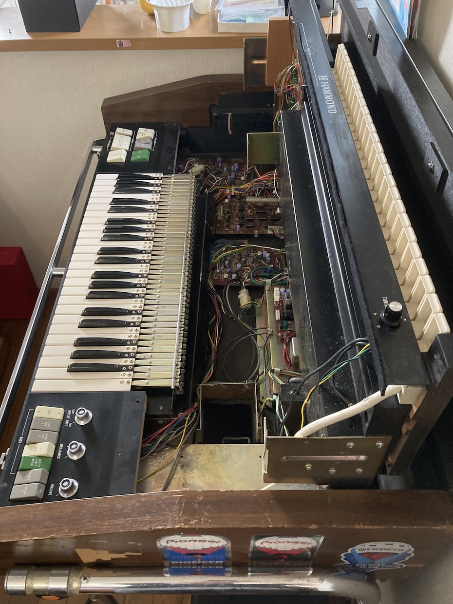 古い鍵盤楽器の修理、メンテナンスを承ります お部屋に眠っているビンテージキーボードを蘇らせます。 イメージ5