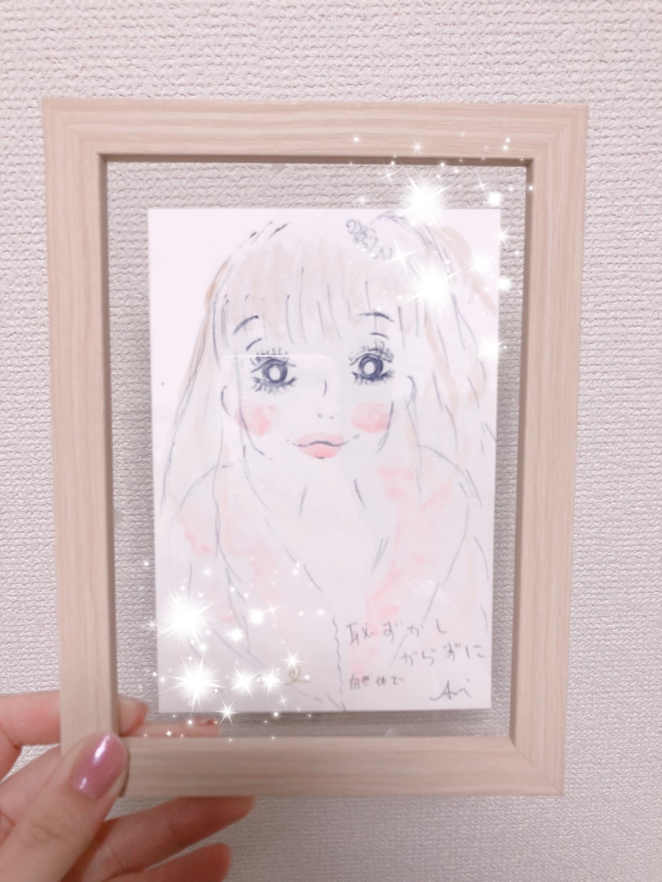 あなたのエネルギーを感じで似顔絵描きます あなたの持つ魅力を一枚の絵に..♡ イメージ1