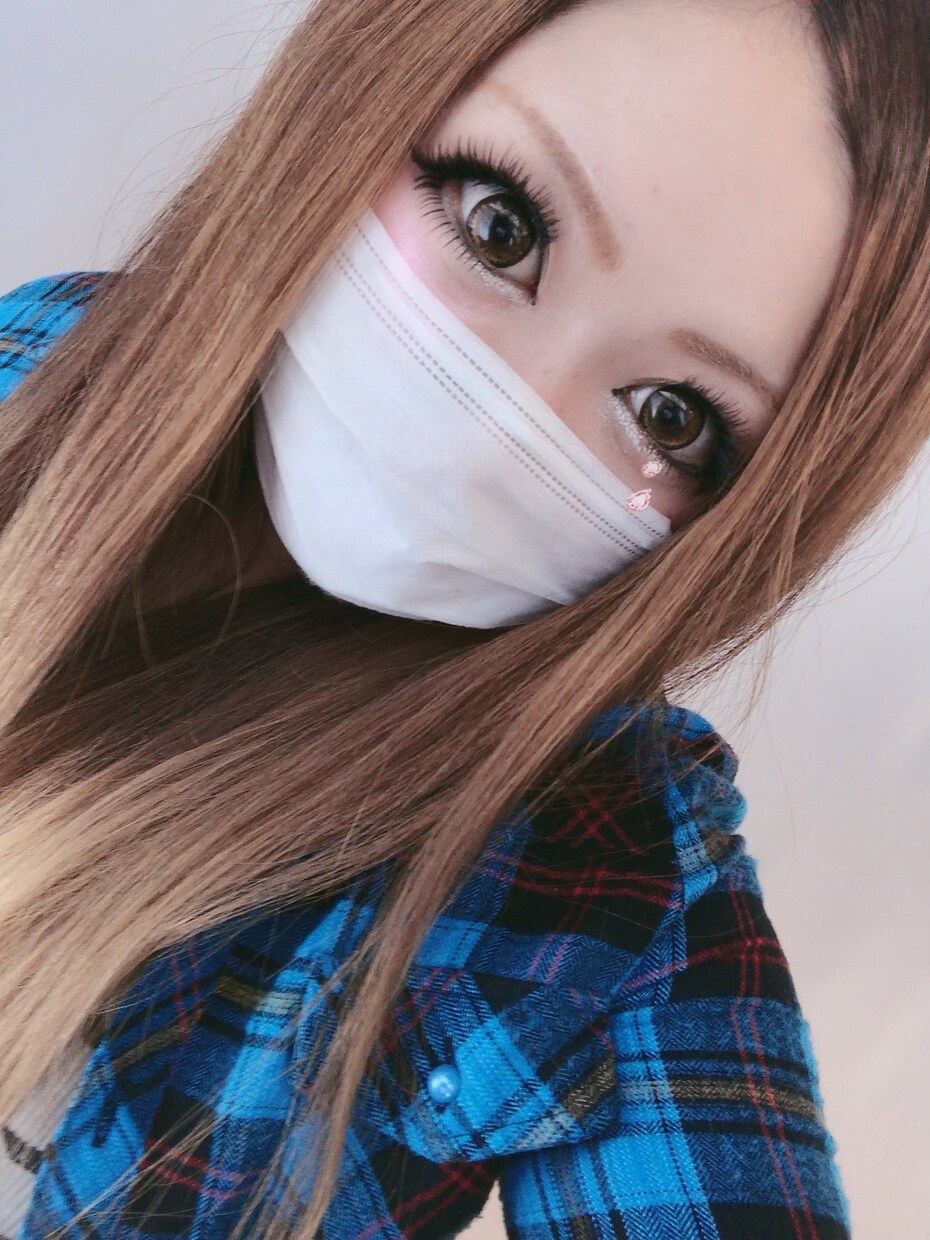 男性でもOK！ギャルメイクの方法を教えます ギャルメイク一度はしてみたい！ギャルに憧れがある！方向け イメージ7