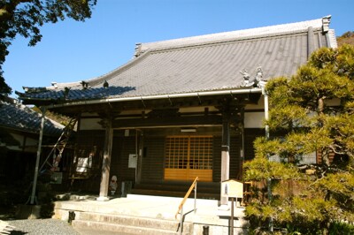 葬儀に関する相談などをお待ちしています 葬儀や法事などの色々な分野についてお話しいたします イメージ1