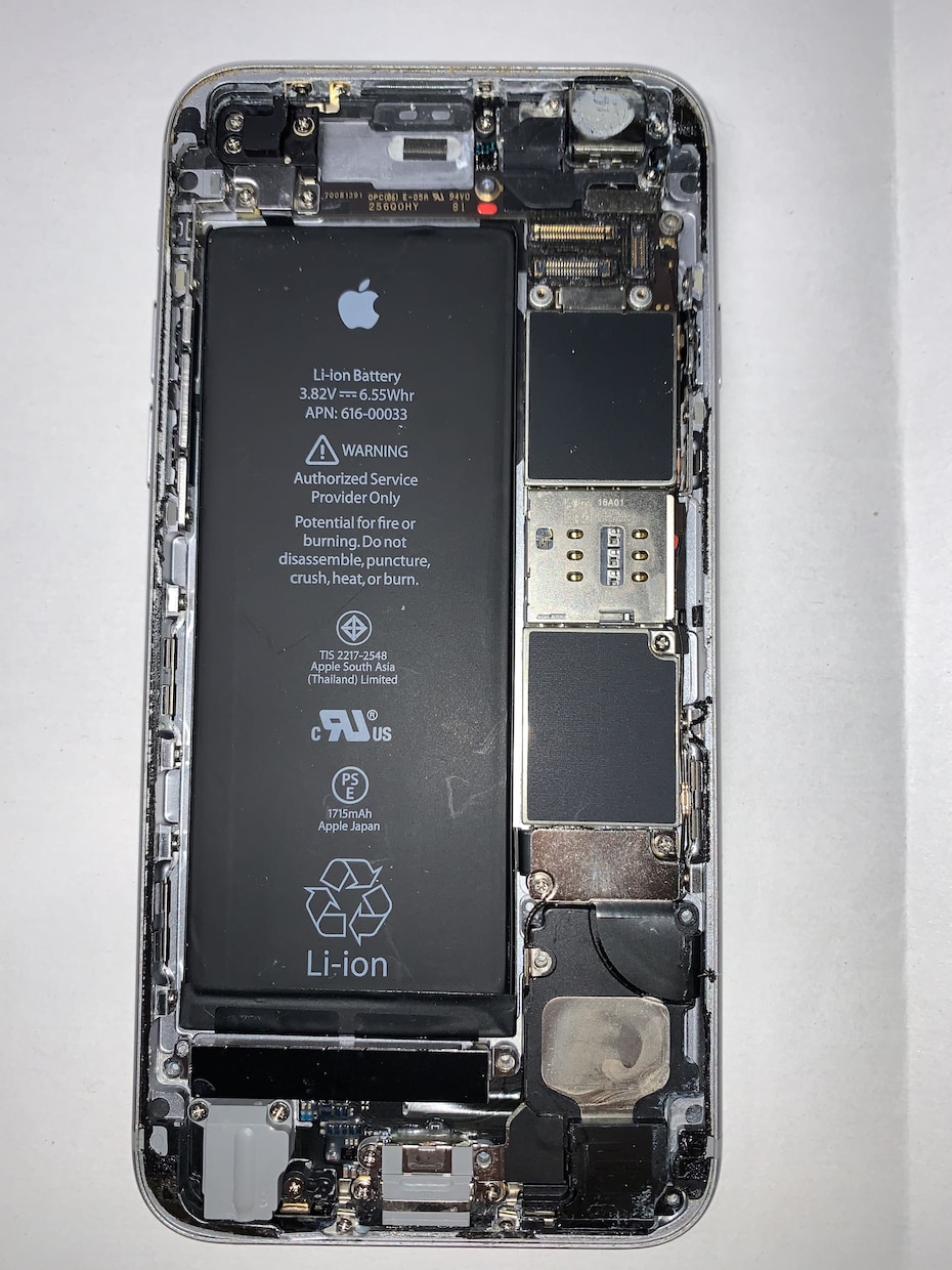 iPhone修理｜画面割れ・液晶故障直します iPhone画面交換カメライヤホンジャック交換対応 イメージ2