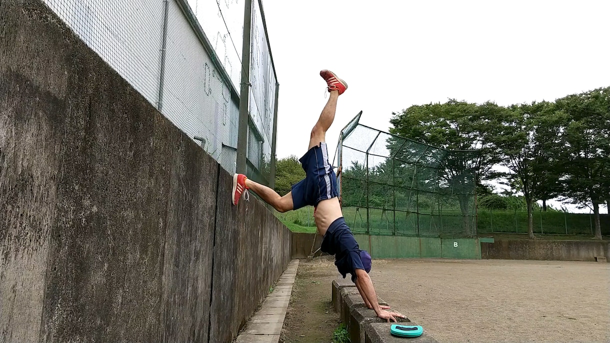 ピッチング：練習相手不要の練習法を伝えます 練習相手がいない、球場がなくて絶望してる方でも心配無用。 イメージ6