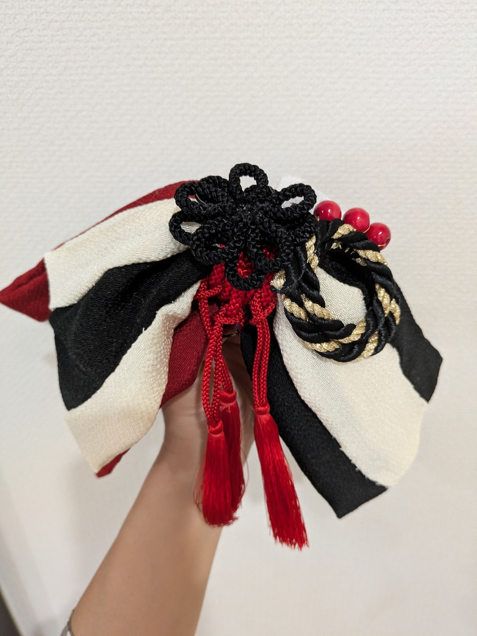 成人式・結婚式ヘアアクセ作ります 成人式・結婚式・前撮りなど、特別な日のお手伝いをいたします イメージ1