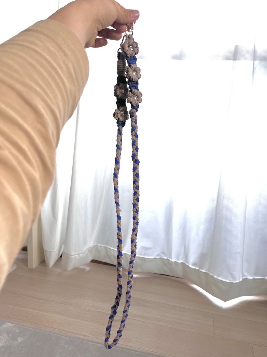 可愛いお花モチーフのスマホショルダー作ります 好きなカラーのスマホショルダー作ります イメージ4