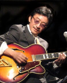 1ヶ月でそれらしくジャズギター弾けます 高嶋宏が中身はあまりないですがギター持ったことある人限定で イメージ1
