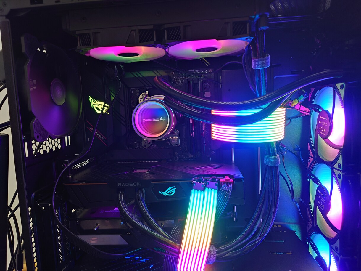 自作PCのパーツ選定、作成、清掃等行います 使用用途や要求スペック等に基づき、構成の提案、作成を行います イメージ1