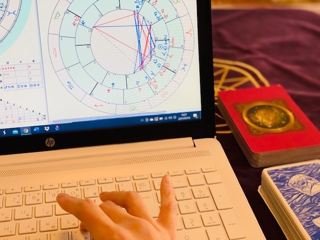 占星術と数秘で「自分鑑定書」を作ります 鑑定歴19年の安定実績。アドバイスもしっかりお伝えします イメージ2