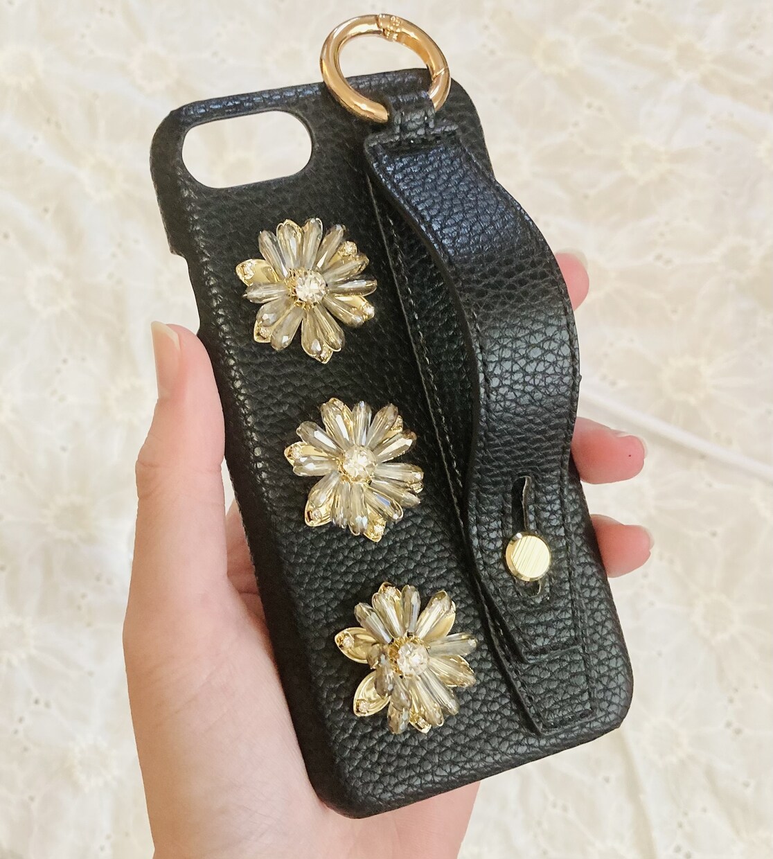 お花やかわいい柄物のスマホケース作成します ハンドメイドスマホケースをかわいくして生活に彩りを！ イメージ3