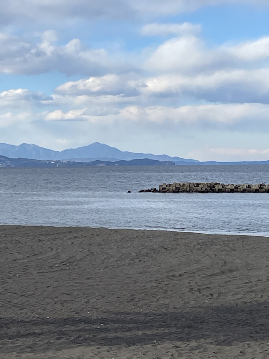 少しでもお役に立てたらと思います 人に話を聞いてもらいたい寂しいなど。 イメージ2