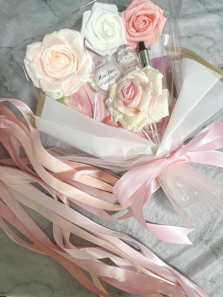 ブーケプルズ用リボン付！コスメブーケを作ります こだわる花嫁のためのオーダーメイドコスメブーケ・プルズリボン イメージ3