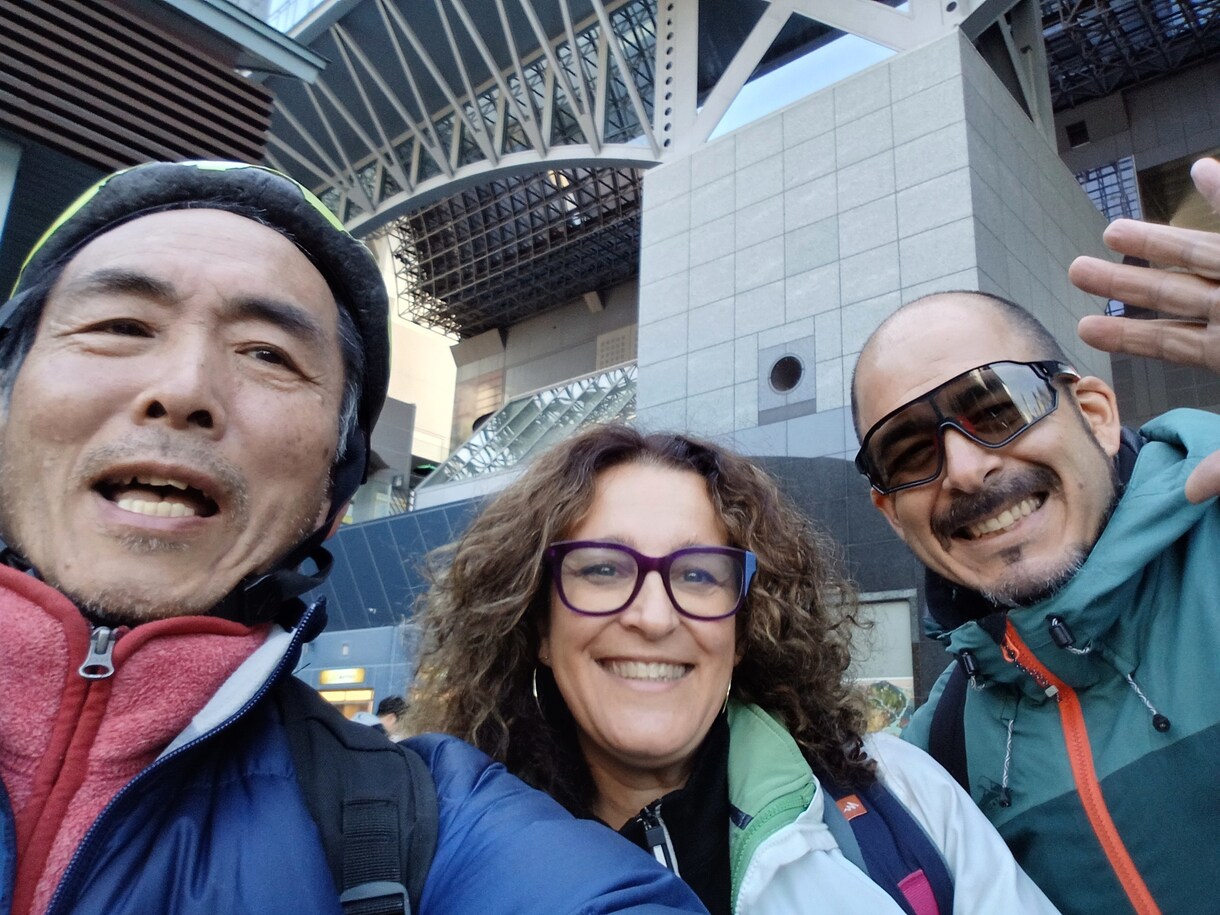 あなたが外人と友達になれるようたすけます 外人にアプローチして友達になるコツを教えます。 イメージ9