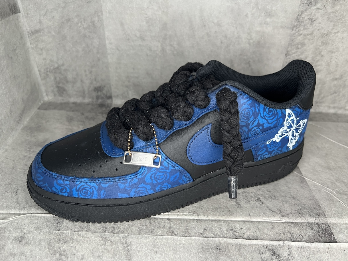 世界に1つだけのオリジナルスニーカー作ります ペイントショップStep by Step プレゼントにも！ イメージ1