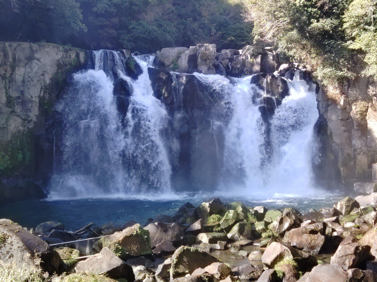 色んな写真投稿します 風景写真が主になりますが、色々なジャンルも挑戦します。 イメージ3
