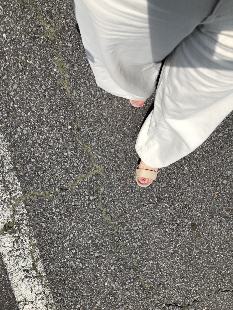 家にあるものでTPOに応じたコーデ考えます 元アパレル店長、現3児の母にどんなTPOでもお任せ下さい✧* イメージ1