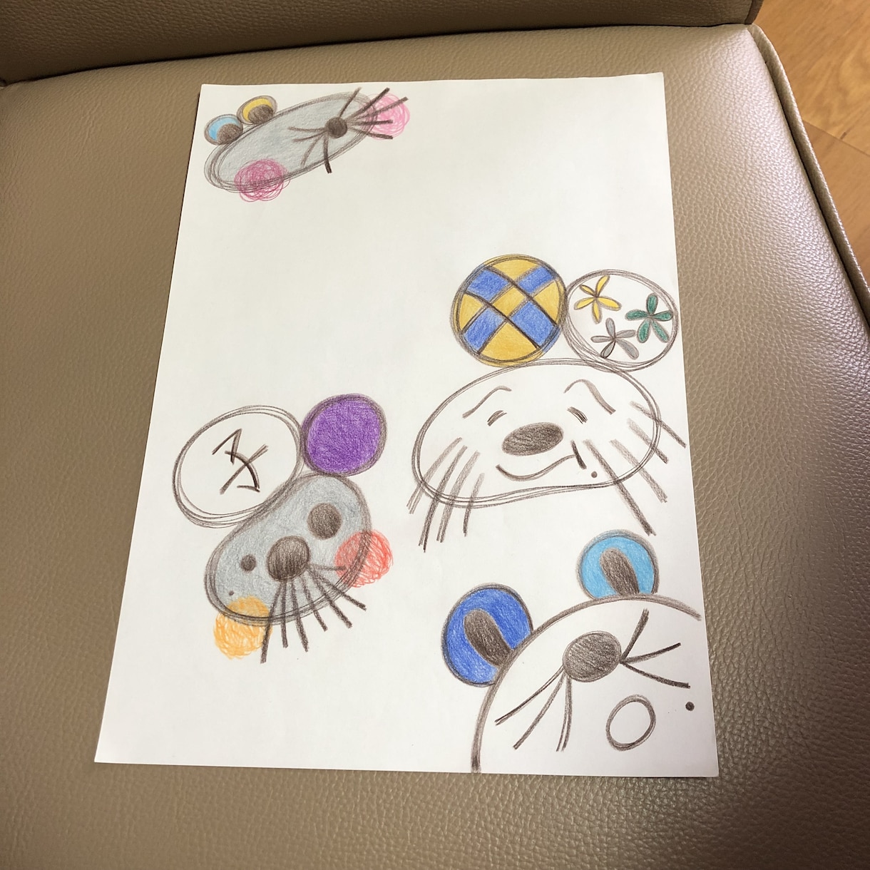 プレゼントなどに使えるイラスト描きます 世界に一つだけの絵が欲しい方へよく考えて描くのが好きです。 イメージ2