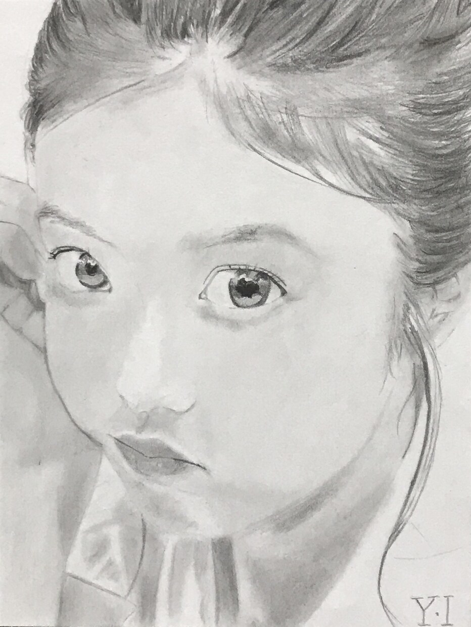ポストカードサイズの似顔絵（鉛筆画）描きます ポストカードサイズのケント紙に鉛筆のみ使用で似顔絵を描きます イメージ3