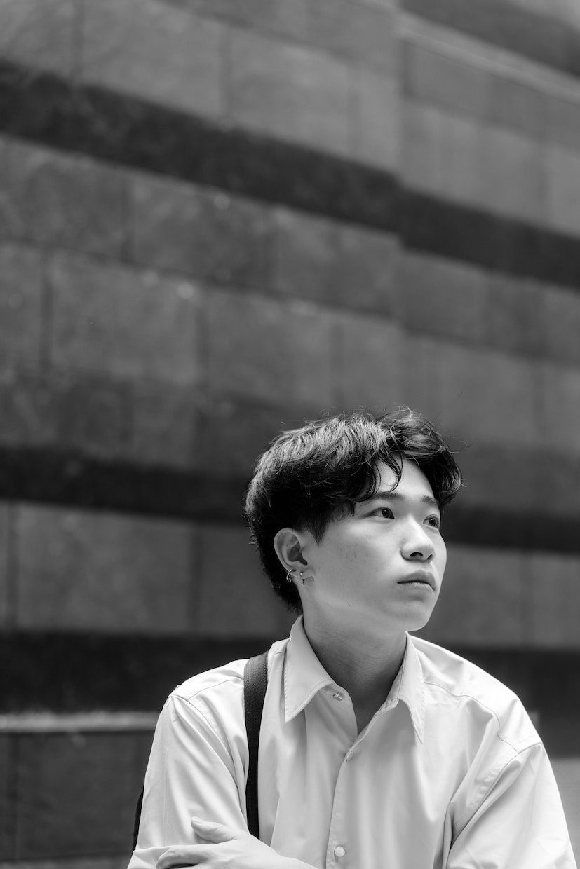 自然体の魅力を引き出すプロフィール写真を撮影します いつものあなたを、素敵な一枚に。 イメージ5