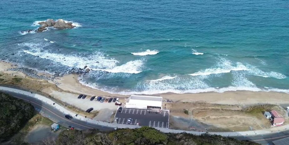 印象に残るドローン空撮動画を撮影します ドローン民間ライセンス取得者がドローンによる空撮を行います。 イメージ6