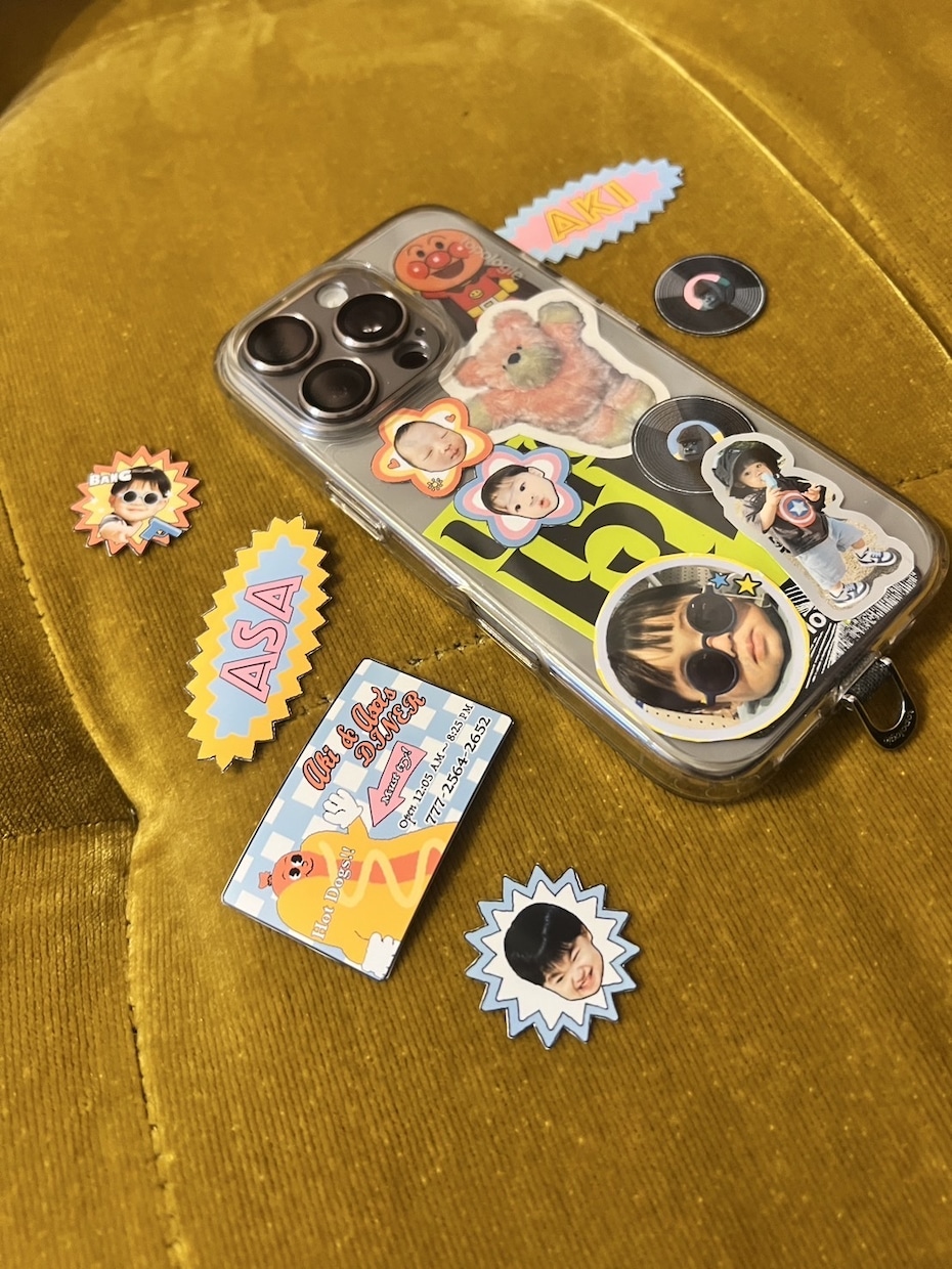 スマホケースやプレゼントにオリジナルシール作ります 世界にひとつ！コンビニ印刷セルフカットでたくさん使えます イメージ2