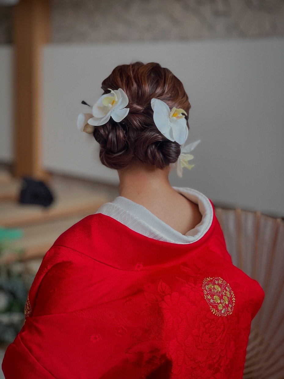 ブライダルヘアメイク後悔しない美しさをご提案します お悩みを解決し、あなたの魅力がより際立つように引き出します。 イメージ2