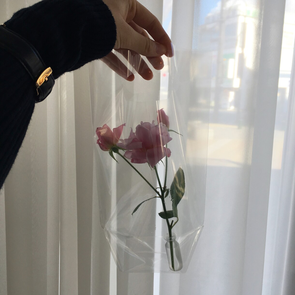 悩みを抱えている方に少しの安らぎを提供します あなたのリアルをお聞かせください イメージ1