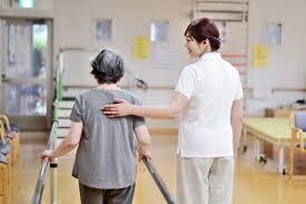 家族が認知症かもしれない！？お話伺います 家族が認知症かもしれない方、入院させたい方 イメージ1