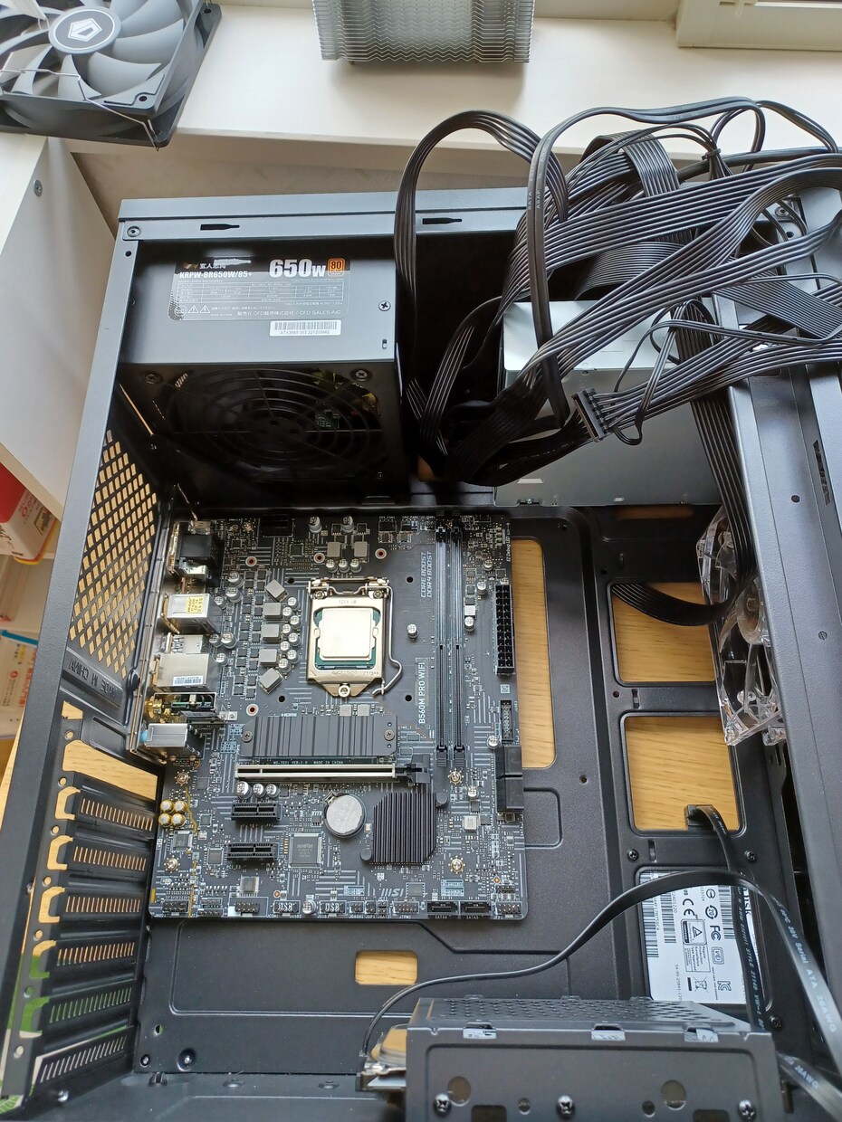ゲーミングPCの自作についてアドバイスします ゲーミングPCを自作の疑問にお応えします。 イメージ9