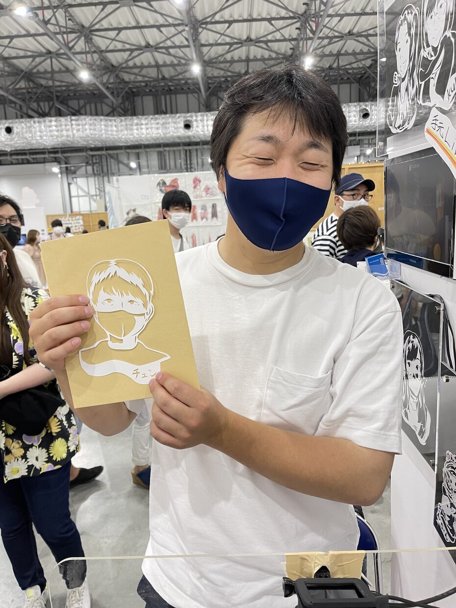 切り絵で似顔絵作成します アイコン用、友達、推しやペットの似顔絵を切り絵作成します。 イメージ8
