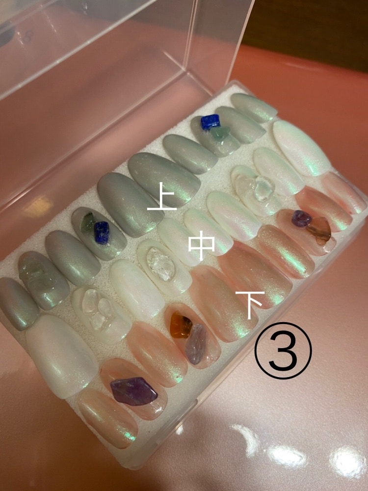 HAPPYでうるキラのネイルチップお届けします かわいい&オシャレを追求！必ず笑顔で愛されます♡ イメージ4