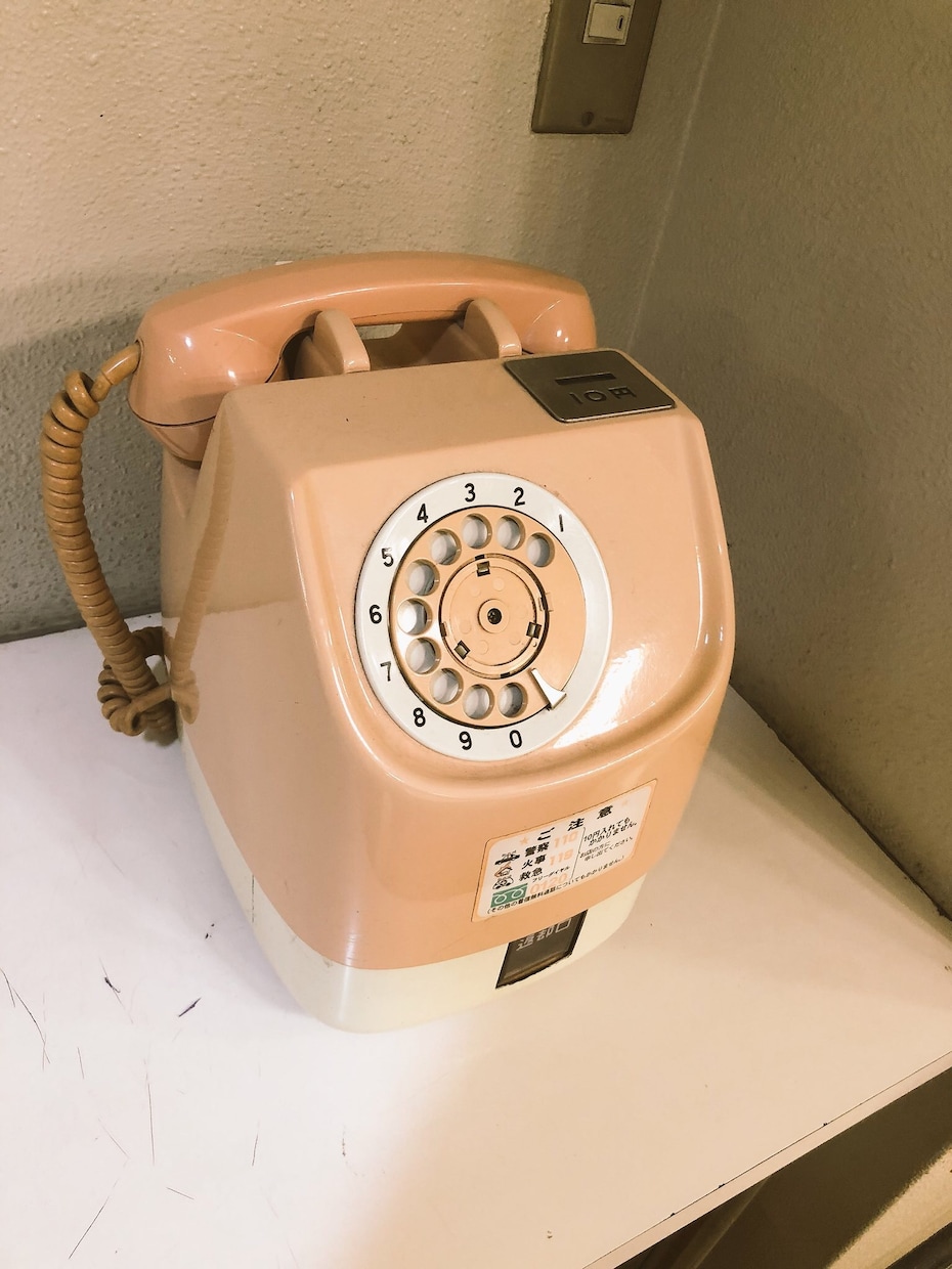 秘密厳守であなたの心の足枷を緩めます 芸能人からの依頼も受ける相談屋へ話してくださりませんか？ イメージ1