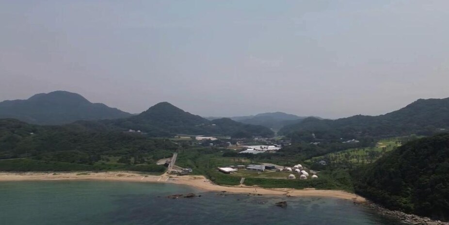 印象に残るドローン空撮動画を撮影します ドローン民間ライセンス取得者がドローンによる空撮を行います。 イメージ8