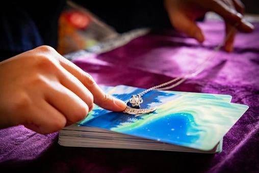 クリックされるココナラ占いのサムネイルを制作します 占い師の先生のための差がつく目にとまる画像を5枚制作します イメージ8