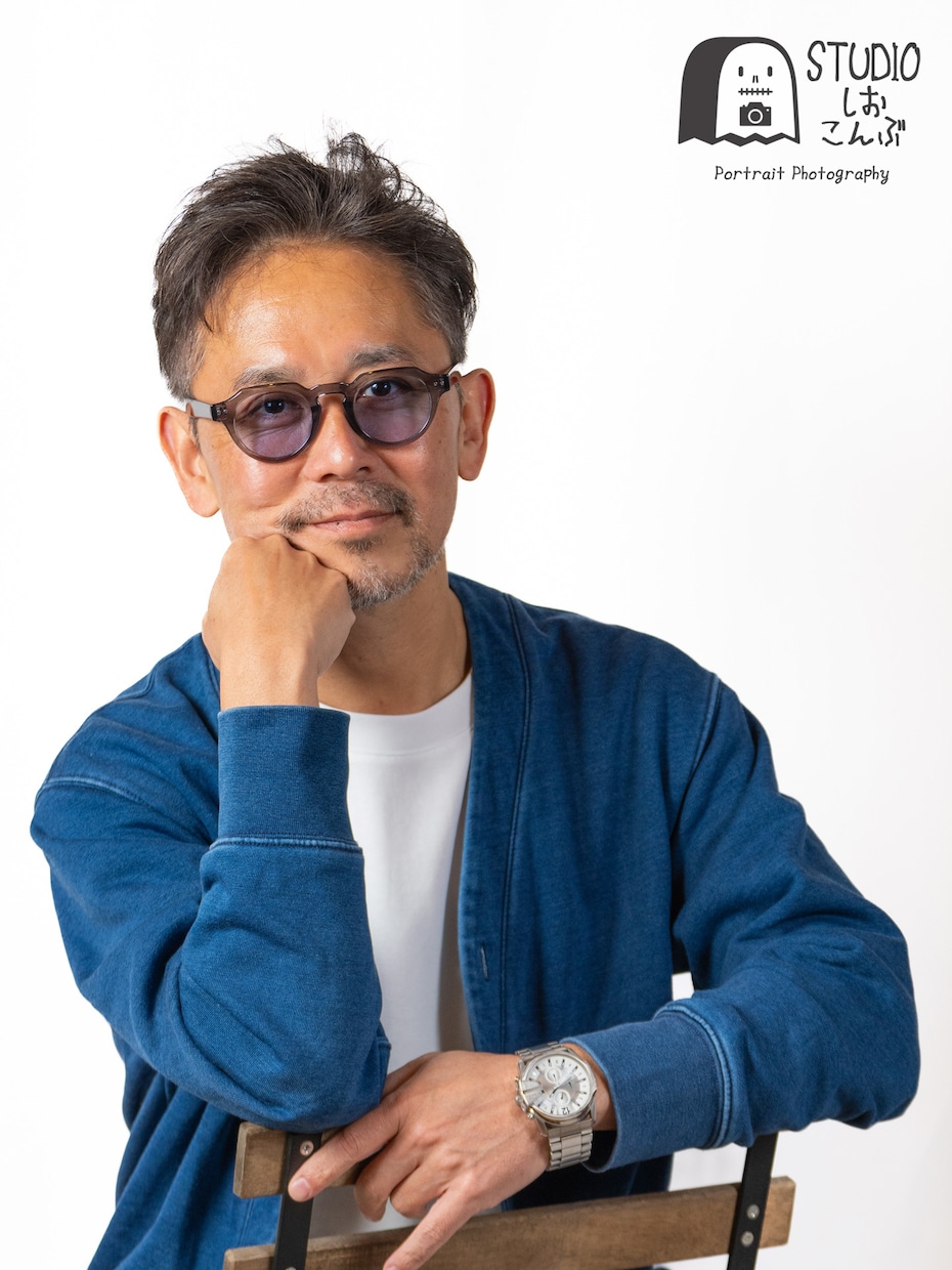 会社や団体へ出張プロフィール写真撮影します オフィスが笑顔あふれる撮影スタジオに イメージ1