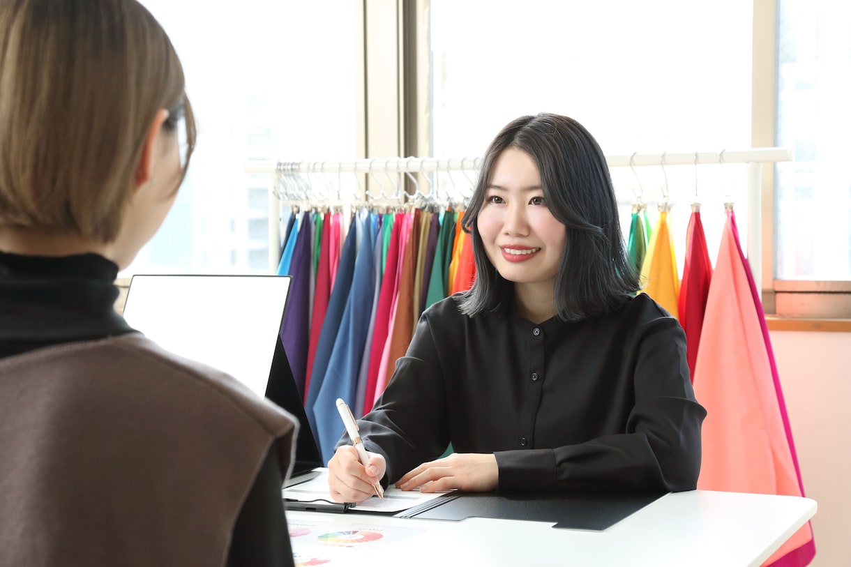 毎日コーデに悩まない！手持ち服で20コーデ組みます 某サイトで2022年から実績500名様以上！満足度★5つ イメージ8